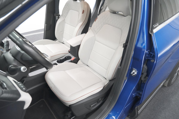 Renault Captur 1.6 E-Tech Plug-in Hybrid 160 Initiale Paris | 360 Camera | Dodehoekdetectie | Pack Winter | Apple Carplay