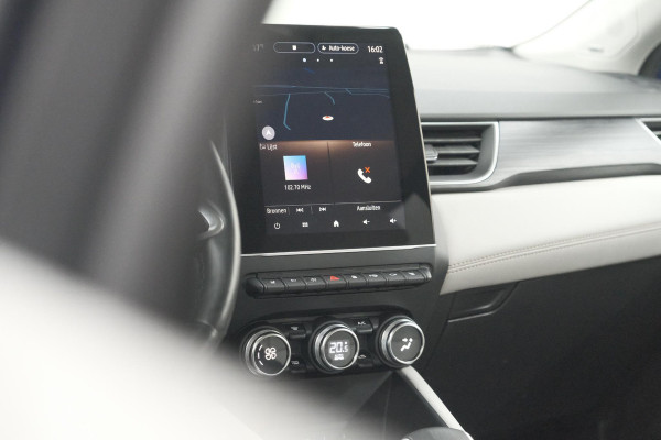 Renault Captur 1.6 E-Tech Plug-in Hybrid 160 Initiale Paris | 360 Camera | Dodehoekdetectie | Pack Winter | Apple Carplay