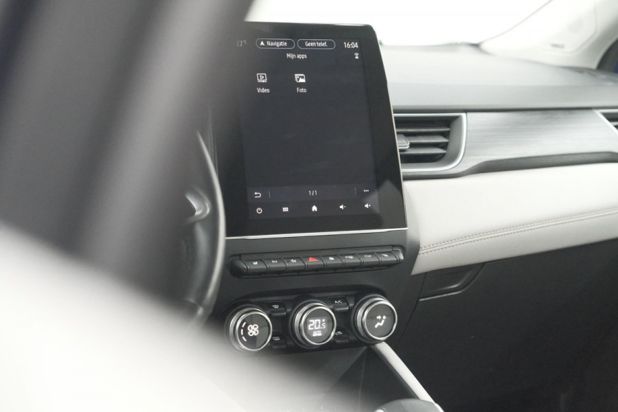 Renault Captur 1.6 E-Tech Plug-in Hybrid 160 Initiale Paris | 360 Camera | Dodehoekdetectie | Pack Winter | Apple Carplay