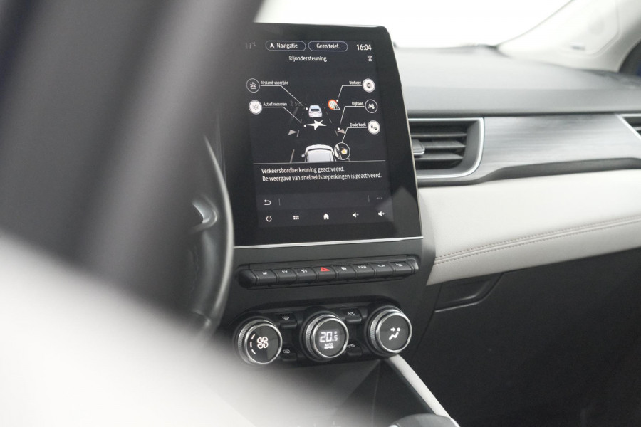 Renault Captur 1.6 E-Tech Plug-in Hybrid 160 Initiale Paris | 360 Camera | Dodehoekdetectie | Pack Winter | Apple Carplay