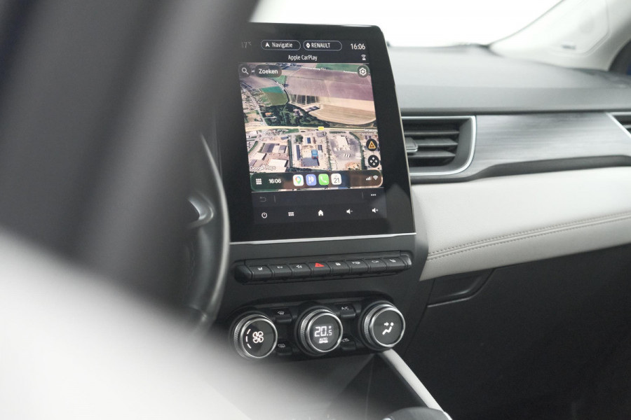 Renault Captur 1.6 E-Tech Plug-in Hybrid 160 Initiale Paris | 360 Camera | Dodehoekdetectie | Pack Winter | Apple Carplay