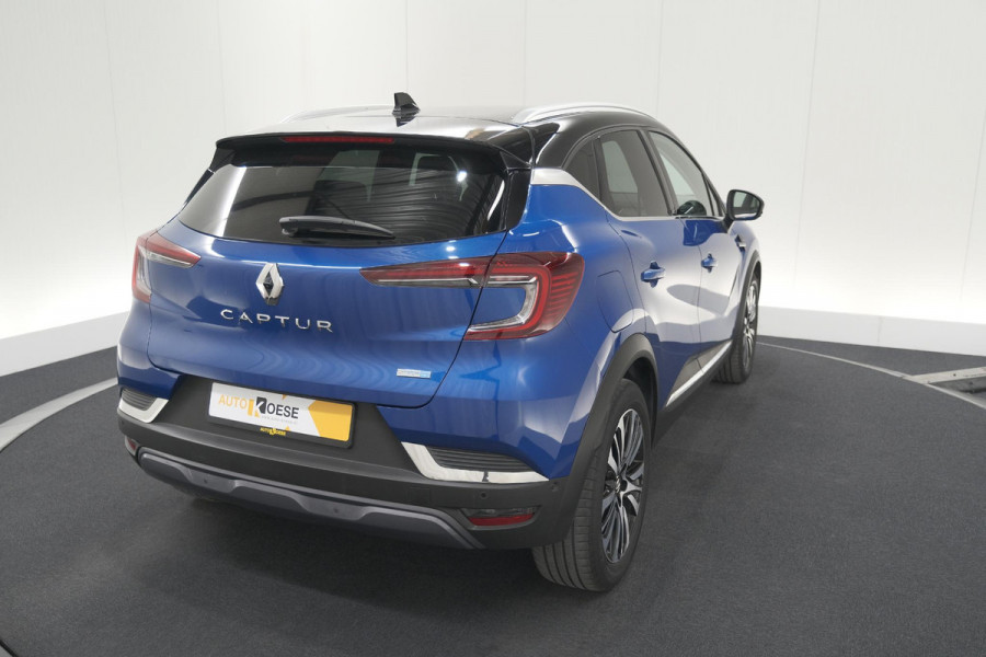 Renault Captur 1.6 E-Tech Plug-in Hybrid 160 Initiale Paris | 360 Camera | Dodehoekdetectie | Pack Winter | Apple Carplay