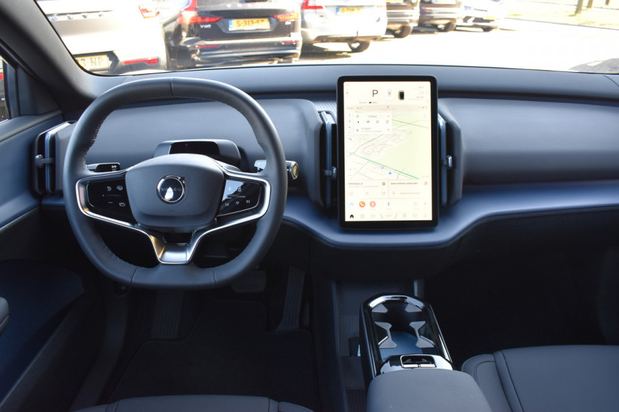 Volvo EX30 Extended Range 272PK Plus 69 kWh | ACC | Blis | H&K | Climate Pack | Camera | 19"LMV