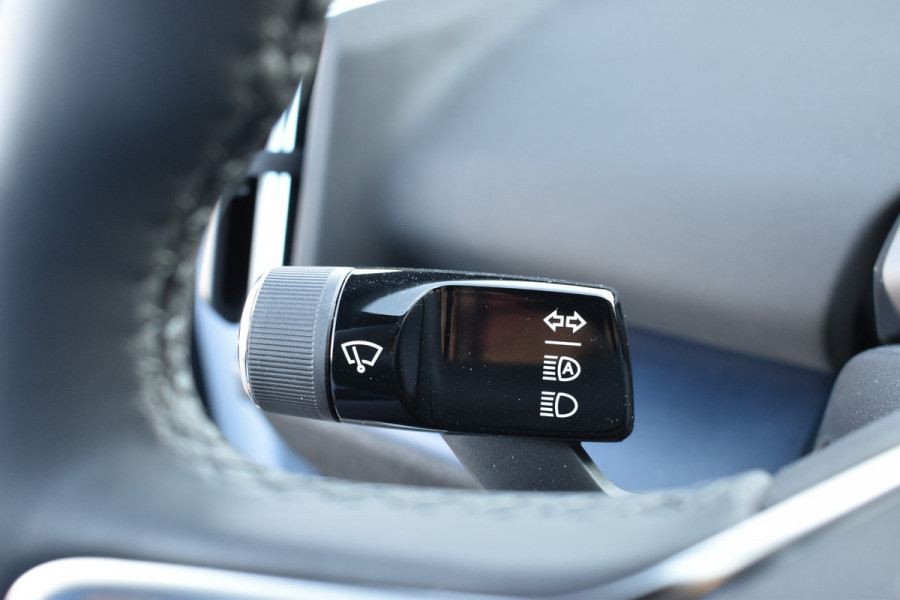 Volvo EX30 Extended Range 272PK Plus 69 kWh | ACC | Blis | H&K | Climate Pack | Camera | 19"LMV