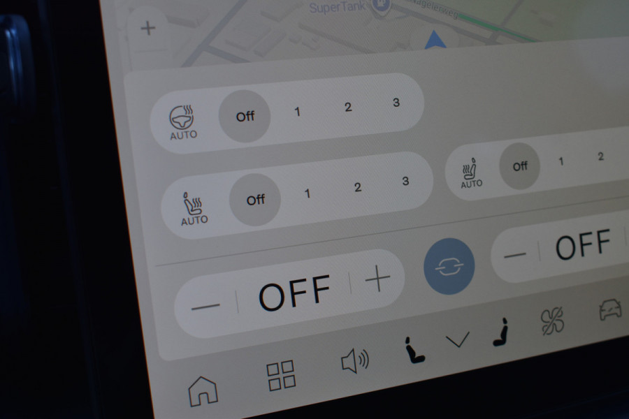 Volvo EX30 Extended Range 272PK Plus 69 kWh | ACC | Blis | H&K | Climate Pack | Camera | 19"LMV