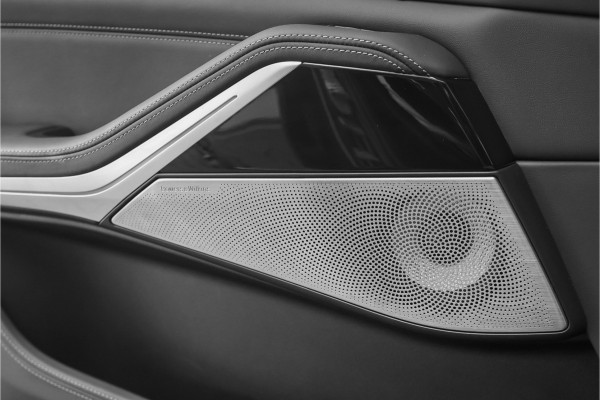 BMW X7 xDrive40i High Ex M-Sport 7P Laser B&W Pano Skylounge Trekhaak Dravit