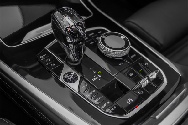 BMW X7 xDrive40i High Ex M-Sport 7P Laser B&W Pano Skylounge Trekhaak Dravit