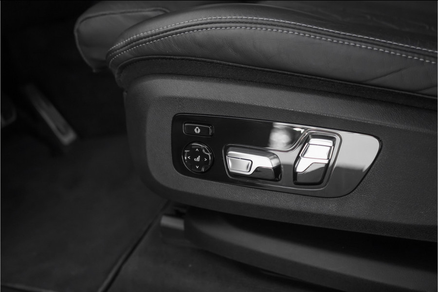BMW X7 xDrive40i High Ex M-Sport 7P Laser B&W Pano Skylounge Trekhaak Dravit