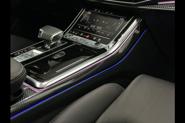Audi Q8 60 462pk Competition S-Line | 11-2022 | RS Leder | Carbon | Softclose | 360 Camera | ACC | Panorama | Luchtvering | Nachtzicht Cam | Headup | LED-Matrix | Trekhaak | Lane & Side Assist | Led Sfeerverlichting | Keyless-Entry | | Black-Optic | Rijklaar incl. Bovag Garantie.