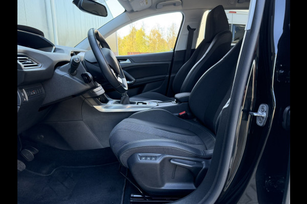 Peugeot 308 SW 1.2 PureTech Blue Lease Allure | Trekhaak | Navigatie | Camera | Apple Carplay/Android auto | stoelmassage + verwarming | dod