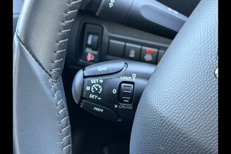Peugeot 308 SW 1.2 PureTech Blue Lease Allure | Trekhaak | Navigatie | Camera | Apple Carplay/Android auto | stoelmassage + verwarming | dod