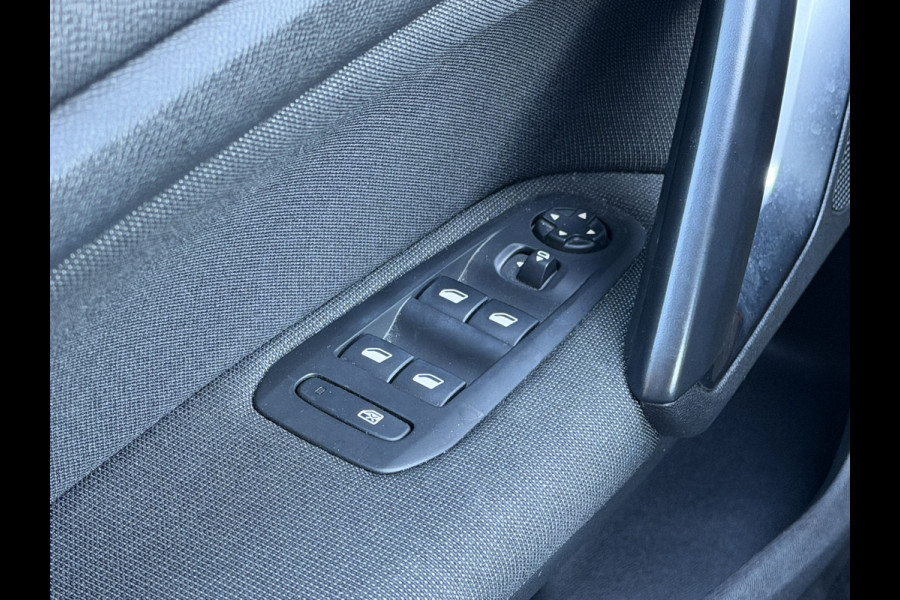 Peugeot 308 SW 1.2 PureTech Blue Lease Allure | Trekhaak | Navigatie | Camera | Apple Carplay/Android auto | stoelmassage + verwarming | dod