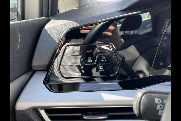Volkswagen Golf 1.0 eTSI Life Business AUTOMAAT| ADAPTIVE CRUISE CONTROL| STOEL+ STUURVERWARMING| APPLE CARPLAY/ ANDROID AUTO| 18 INCH HOOGLANS ZWARTE VELGEN| BTW| RIJKLAAPRIJS INCL. 12 MND BOVAG GARANTIE