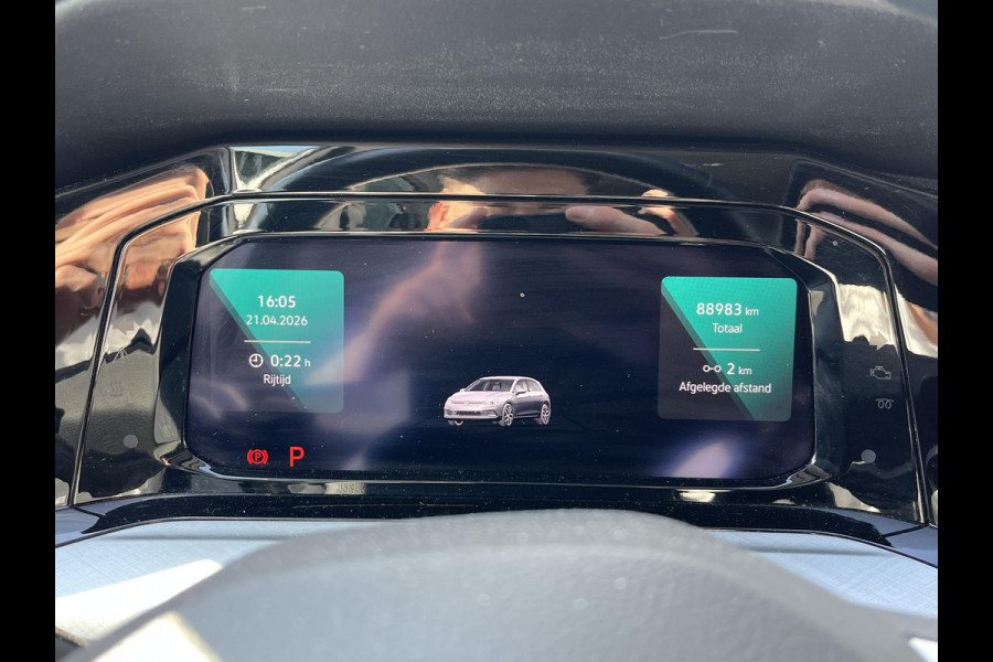 Volkswagen Golf 1.0 eTSI Life Business AUTOMAAT| ADAPTIVE CRUISE CONTROL| STOEL+ STUURVERWARMING| APPLE CARPLAY/ ANDROID AUTO| 18 INCH HOOGLANS ZWARTE VELGEN| BTW| RIJKLAAPRIJS INCL. 12 MND BOVAG GARANTIE