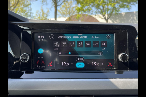Volkswagen Golf 1.0 eTSI Life Business AUTOMAAT| ADAPTIVE CRUISE CONTROL| STOEL+ STUURVERWARMING| APPLE CARPLAY/ ANDROID AUTO| 18 INCH HOOGLANS ZWARTE VELGEN| BTW| RIJKLAAPRIJS INCL. 12 MND BOVAG GARANTIE