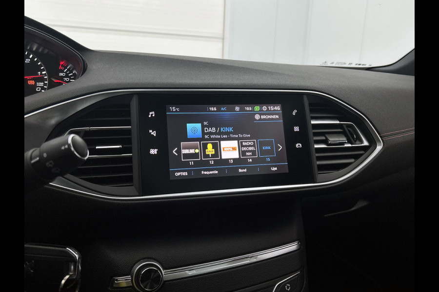 Peugeot 308 SW 1.5 HDi GT-Line *Distributie vv. bij 59.000 km* / Panoramadak / Pdc+Camera / Xenon / Navigatie / 1/2 Leder / Apk 01-2027