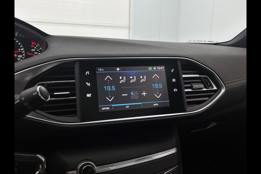 Peugeot 308 SW 1.5 HDi GT-Line *Distributie vv. bij 59.000 km* / Panoramadak / Pdc+Camera / Xenon / Navigatie / 1/2 Leder / Apk 01-2027