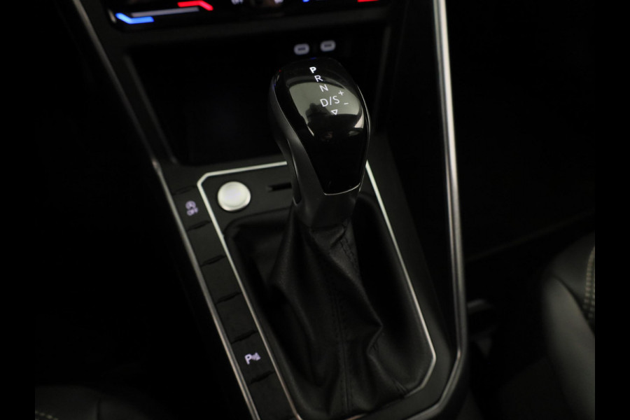 Volkswagen Polo 1.0 TSI Style 95 pk Automaat (DSG) | Navigatie  | Alcantara stoelbekleding | Parkeersensoren| Adaptieve cruise control | Stoelverwarming |