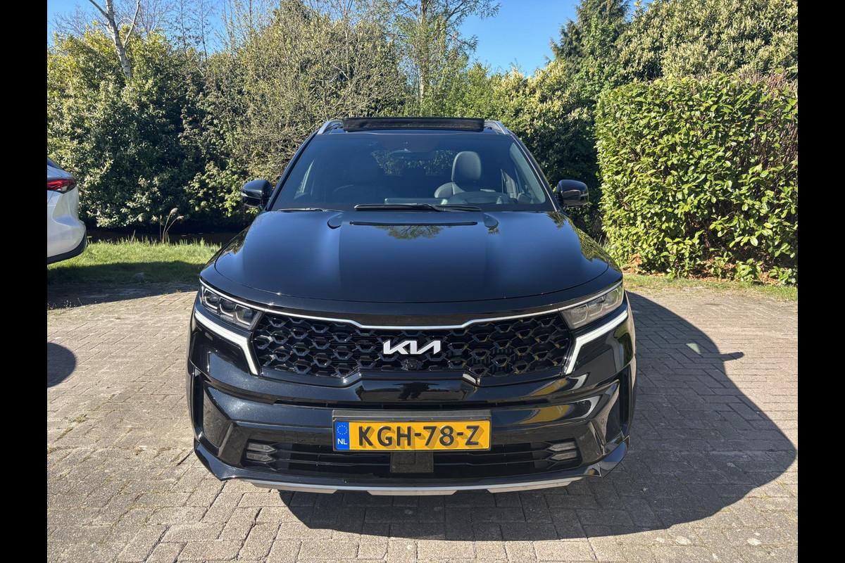 Kia Sorento 1.6 T-GDI Plug-in Hybrid 4WD ExecutiveLine 5p. | Panoramadak | Vol leder | Bose audio | Geuheugenstoelen | Dealer onderhouden