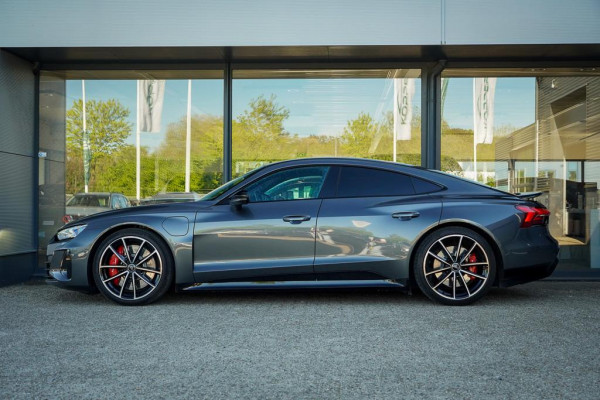 Audi e-tron GT RS 93 kWh 600 PK / 4Wiel Sturing / Massage / Luchtvering / B&O