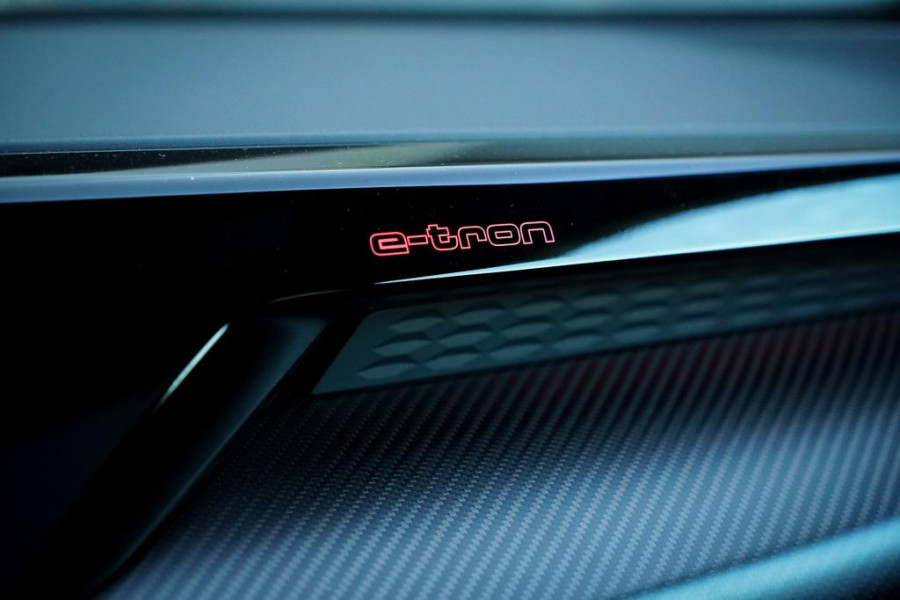 Audi e-tron GT RS 93 kWh 600 PK / 4Wiel Sturing / Massage / Luchtvering / B&O