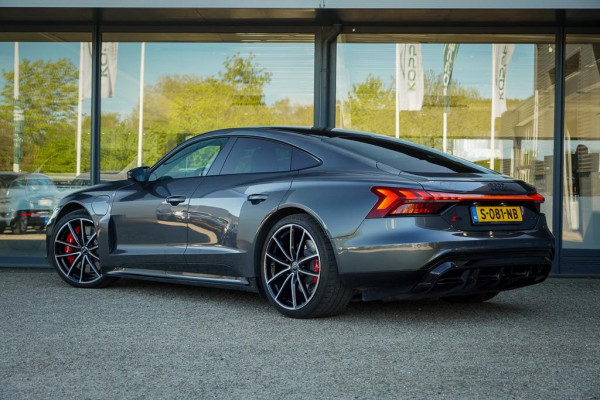Audi e-tron GT RS 93 kWh 600 PK / 4Wiel Sturing / Massage / Luchtvering / B&O