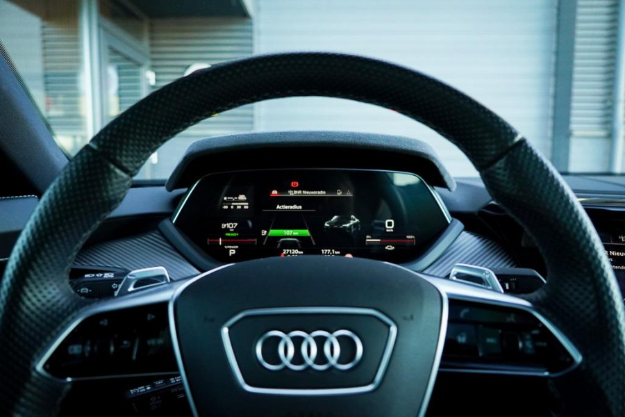 Audi e-tron GT RS 93 kWh 600 PK / 4Wiel Sturing / Massage / Luchtvering / B&O