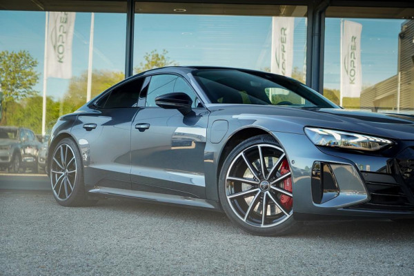Audi e-tron GT RS 93 kWh 600 PK / 4Wiel Sturing / Massage / Luchtvering / B&O