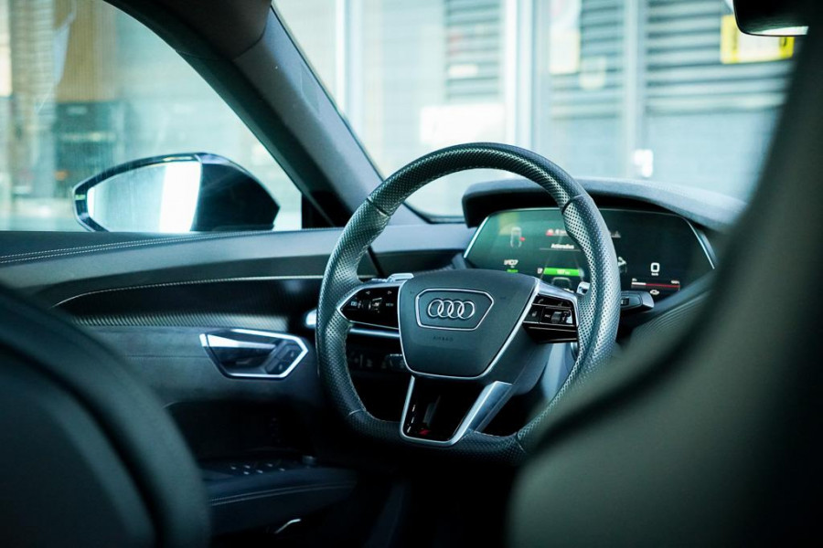 Audi e-tron GT RS 93 kWh 600 PK / 4Wiel Sturing / Massage / Luchtvering / B&O