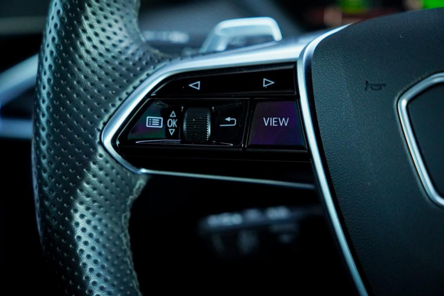 Audi e-tron GT RS 93 kWh 600 PK / 4Wiel Sturing / Massage / Luchtvering / B&O