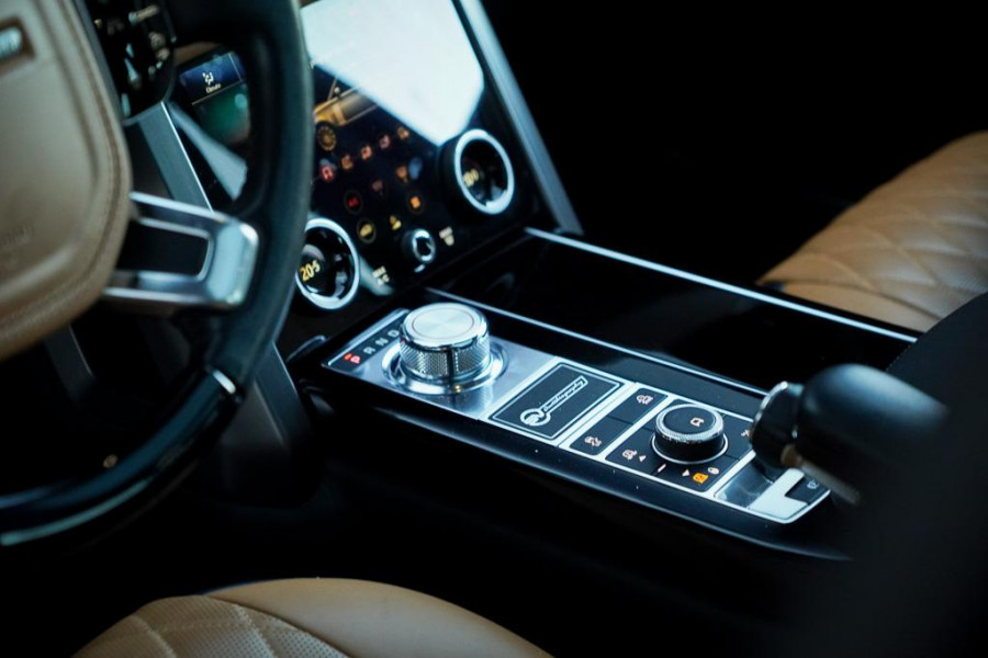 Land Rover Range Rover 5.0 V8 SC SVAutobiography Dynamic / SV lak / Massage voor + achter / Pano / ACC / Trekhaak