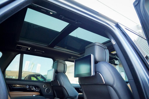 Land Rover Range Rover 5.0 V8 SC SVAutobiography Dynamic / SV lak / Massage voor + achter / Pano / ACC / Trekhaak