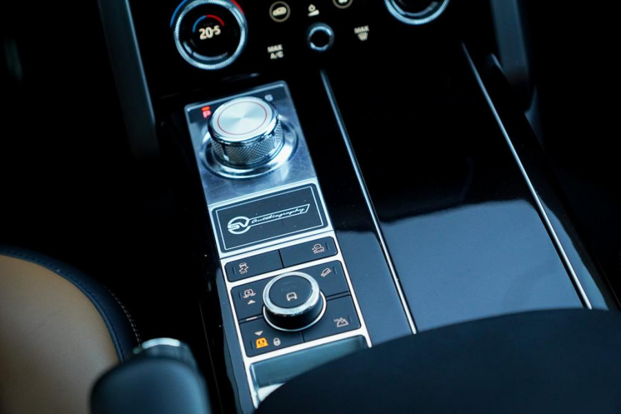 Land Rover Range Rover 5.0 V8 SC SVAutobiography Dynamic / SV lak / Massage voor + achter / Pano / ACC / Trekhaak
