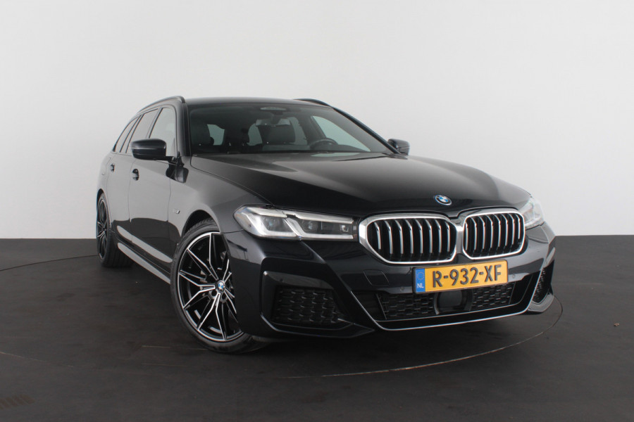 BMW 5 Serie Touring 530e xDrive High Executive M Sport > Shadow-Line/20inch/Driving Assistant Professional
