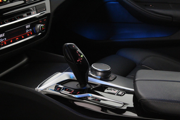 BMW 5 Serie Touring 530e xDrive High Executive M Sport > Shadow-Line/20inch/Driving Assistant Professional