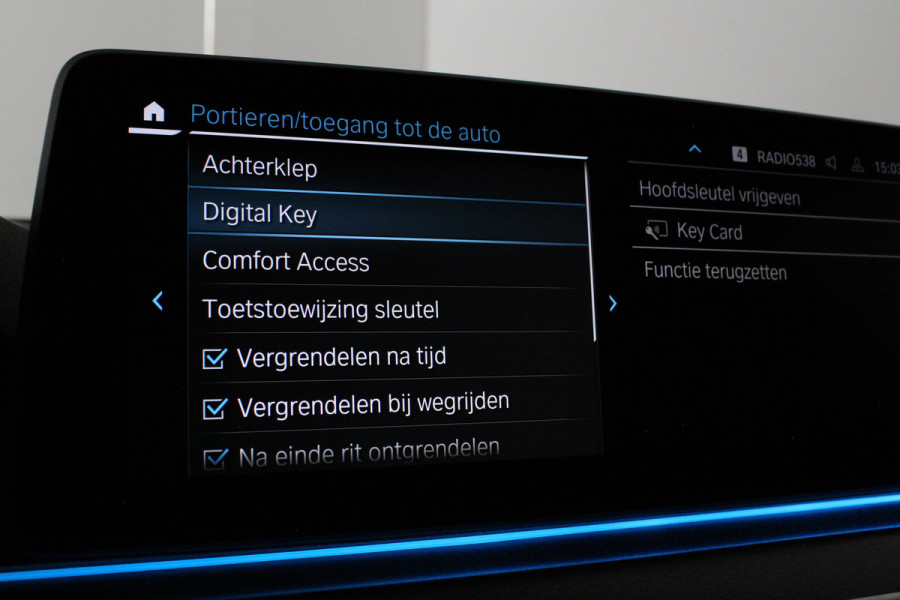 BMW 5 Serie Touring 530e xDrive High Executive M Sport > Shadow-Line/20inch/Driving Assistant Professional