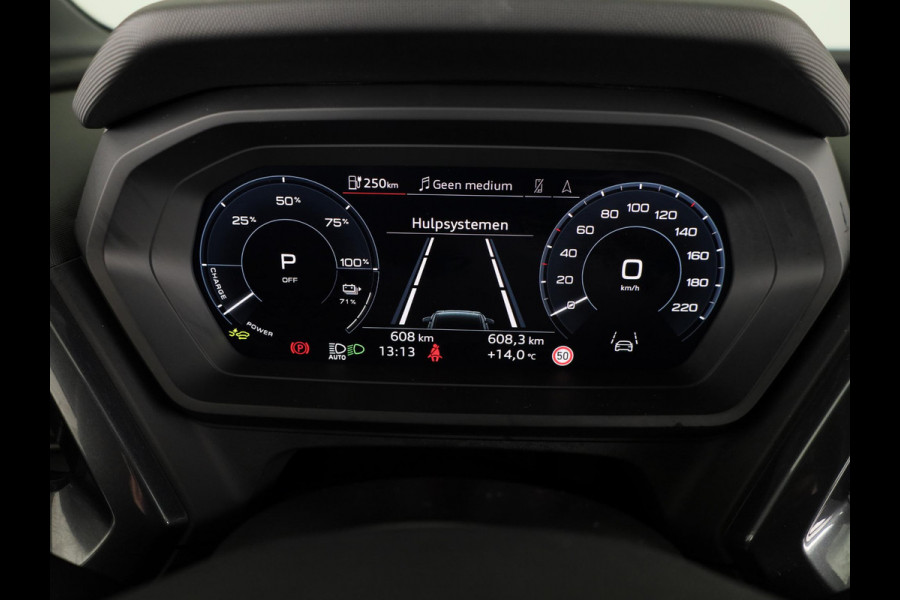 Audi Q4 e-tron 45 quattro S Edition Competition 82 kWh Panoramadak | 360 Camera | Adaptieve cruise control | Sfeerverlichting |