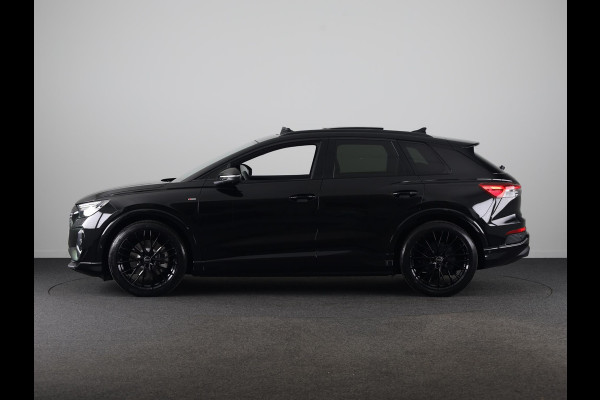 Audi Q4 e-tron 45 quattro S Edition Competition 82 kWh Panoramadak | 360 Camera | Adaptieve cruise control | Sfeerverlichting |