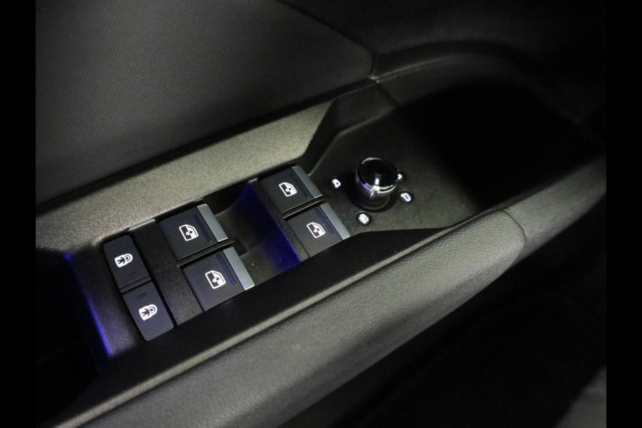 Audi Q4 e-tron 45 quattro S Edition Competition 82 kWh Panoramadak | 360 Camera | Adaptieve cruise control | Sfeerverlichting |