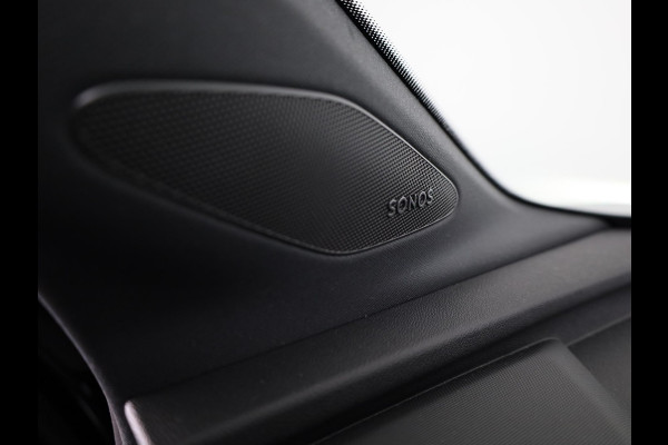 Audi Q4 e-tron 45 quattro S Edition Competition 82 kWh Panoramadak | 360 Camera | Adaptieve cruise control | Sfeerverlichting |