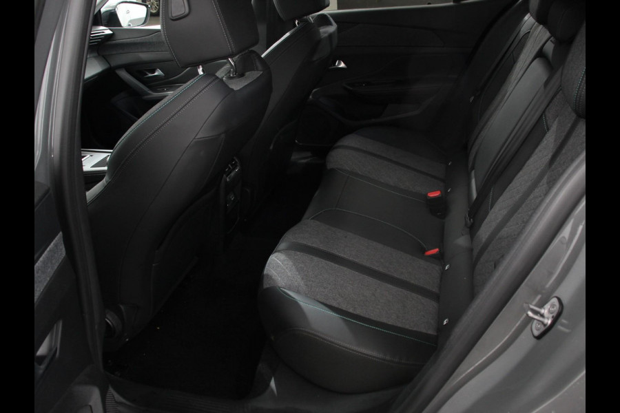 Peugeot 408 1.6 PHEV GT 225pk Automaat Climate control Cruise control LED Parkeersensoren Camera Leder Apple Carplay/ Android Auto Vitual cockpit Lichtmetalen velgen