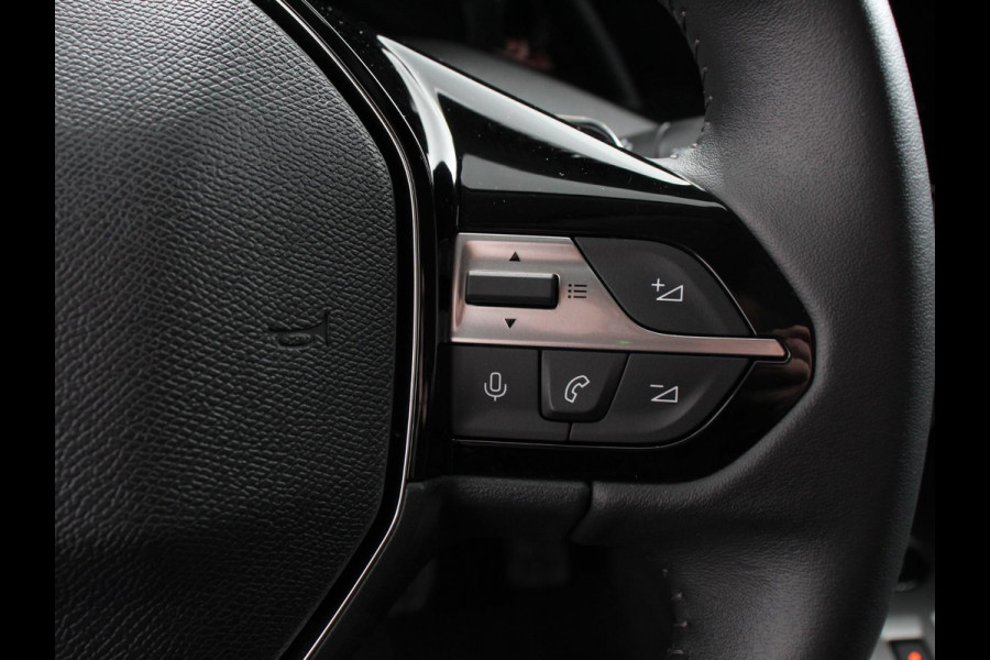 Peugeot 408 1.6 PHEV GT 225pk Automaat Climate control Cruise control LED Parkeersensoren Camera Leder Apple Carplay/ Android Auto Vitual cockpit Lichtmetalen velgen