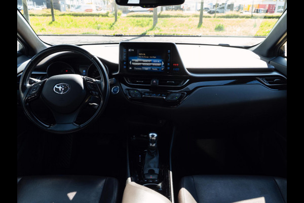 Toyota C-HR 1.8 Hybrid Executive |Camera|Trekhaak|Bruin leder