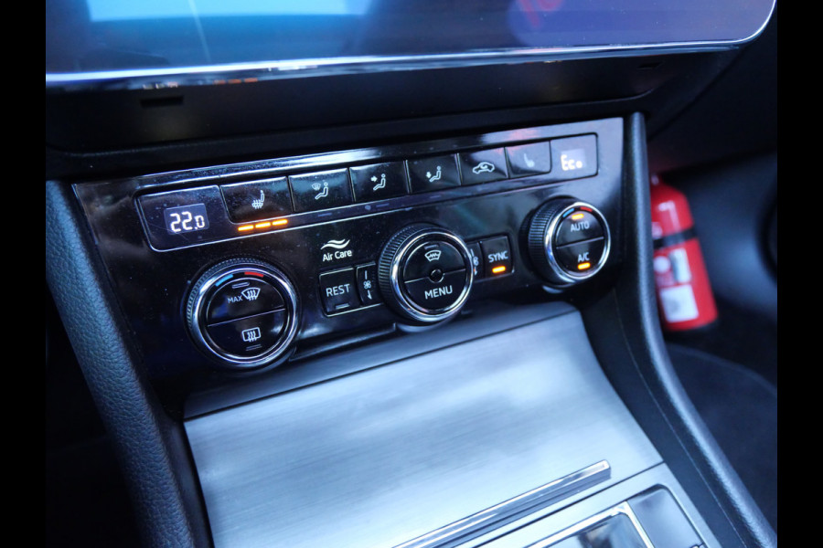 Škoda Superb Combi 1.4 TSI iV STYLE BUSINESS | PANORAMA | LEER | TREKHAAK | PHEV | BTW-AUTO!!