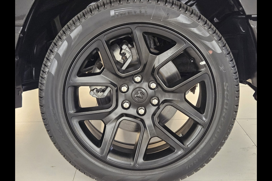 Dodge Ram 5.7 V8 Hemi 4x4 Crew Cab Sport