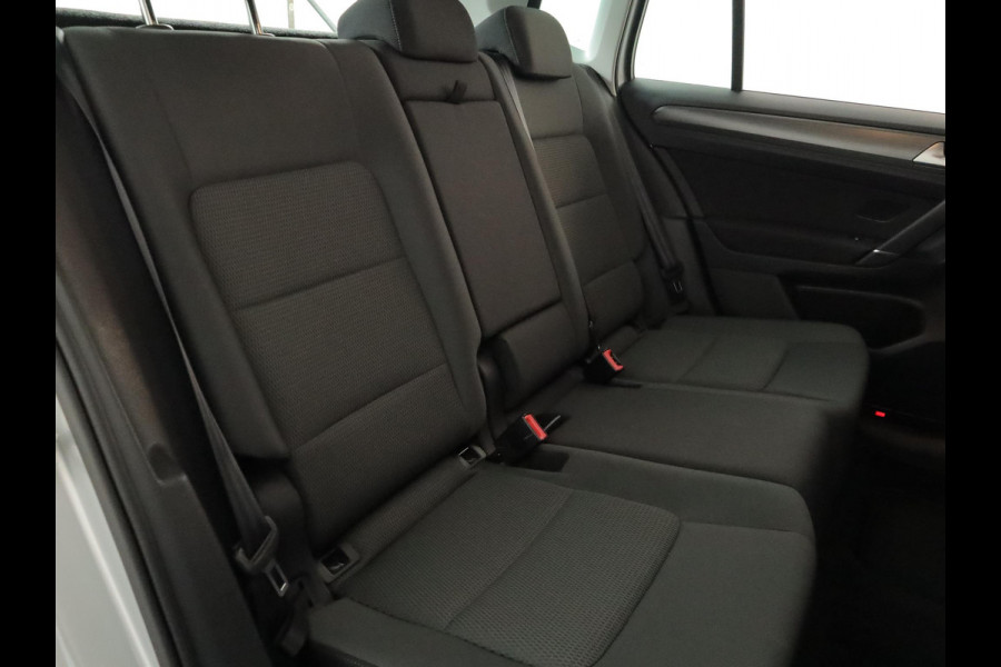 Volkswagen Golf Sportsvan 1.5 TSI ACT Comfortline 130pk DSG | clima | 16'LM-velgen | Navigatie |