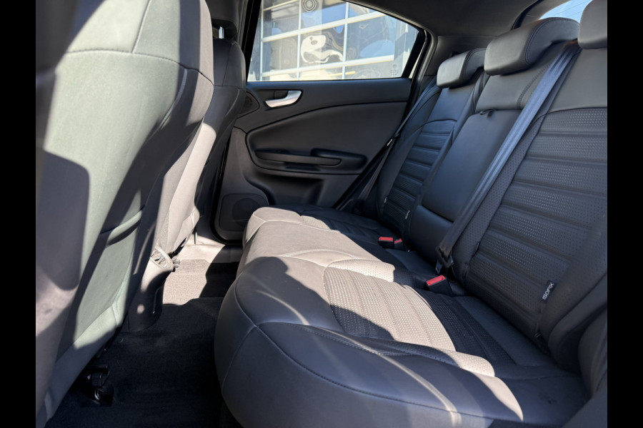 Alfa Romeo Giulietta 1.4 Turbo Sport Super | Leer | Open dak |