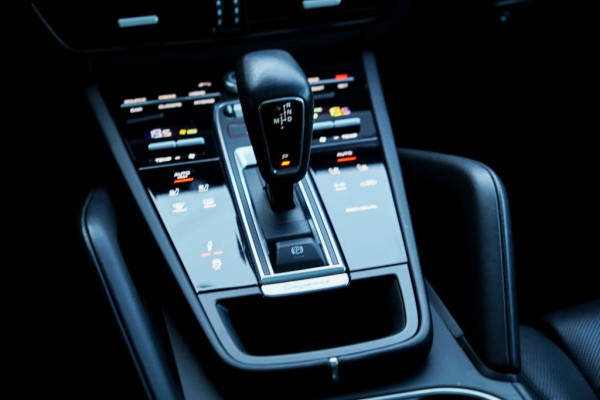 Porsche Cayenne Coupé 3.0 E-Hybrid / Adaptive Cruise / Sportstoelen / Stoelverwarming + Ventilatie / Incl BTW