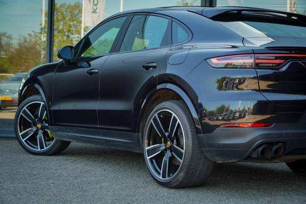 Porsche Cayenne Coupé 3.0 E-Hybrid / Adaptive Cruise / Sportstoelen / Stoelverwarming + Ventilatie / Incl BTW