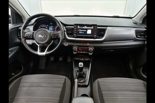 Kia Stonic 1.0 T-GDi DynamicPlusLine (NAVIGATIE, CARPLAY, CAMERA, CLIMA, TREKHAAK, GOED ONDERHOUDEN)